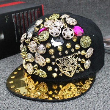 Spiked Rivet Snakeskin Leather  Snapback for Women Men White Black Novelty Baseball Cap Hat